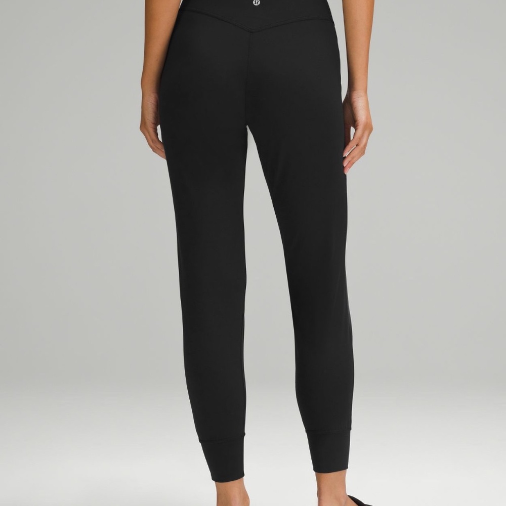 Align Lululemon joggers - Picture 2 of 2